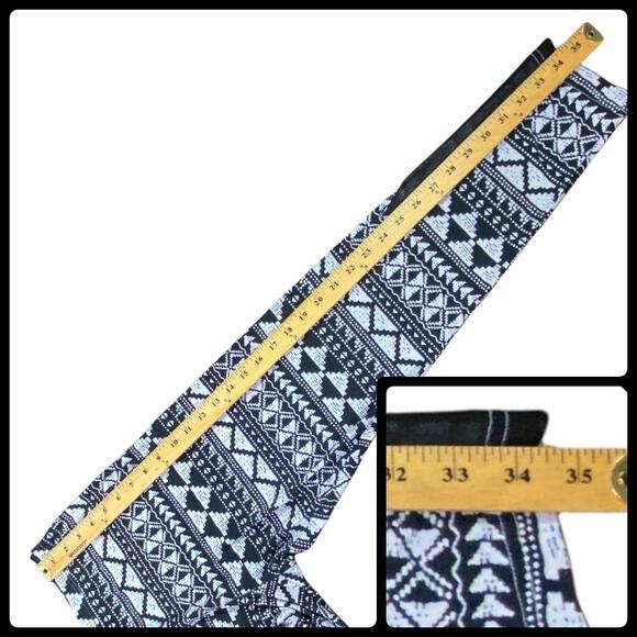 No Boundaries Aztec/Tribal Print Leggings Mesh Panels Black and White Juniors XL - Picture 10 of 12